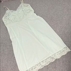 Vintage Vanity Fair Slip Dress Lingerie Medium Lace Grunge Fairy Nylon